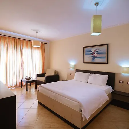 ホテル Ibiza 3*
