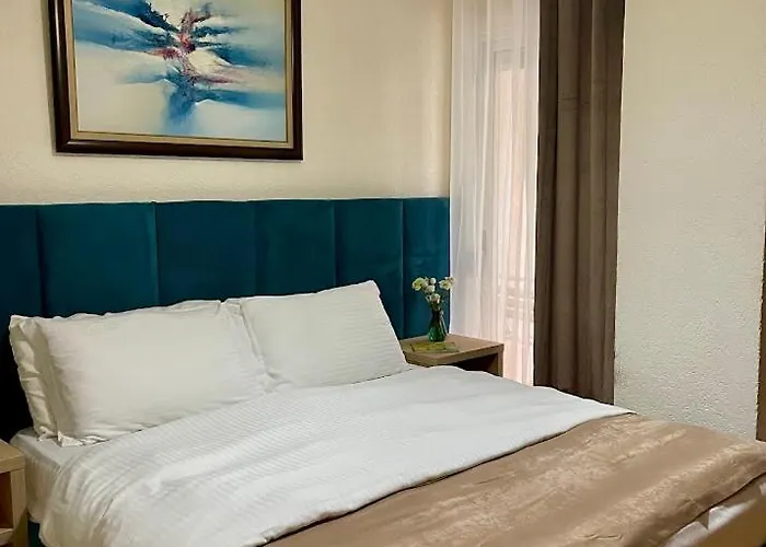 Ibiza Отель Голем